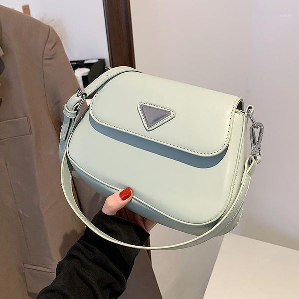 evening bags 2021 flap armpit bag summer high-quality pu leather women's designer handbag travel shoulder messenger1
evening bags 2021 flap armpit bag summer high-quality pu leather women's designer handbag travel shoulder messenger1