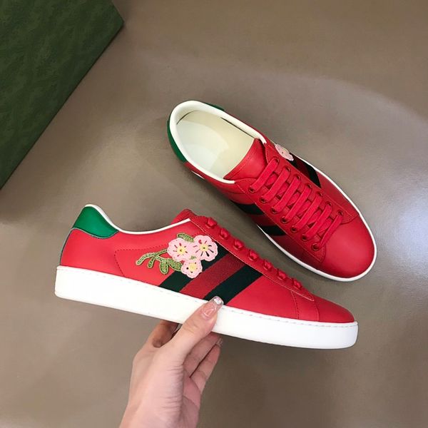 2021ss mens genuine leather casual shoe women's platforms couple shoes fashion floral wild sneakers size 35-47, Black
2021ss mens genuine leather casual shoe women's platforms couple shoes fashion floral wild sneakers size 35-47, Black