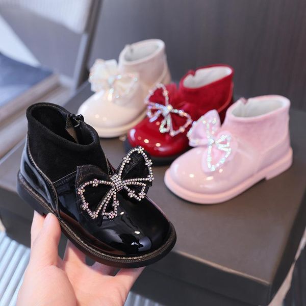 flat shoes girls boots spring and winter front butterfly solid kids fashion sock korean lovely for students 2021, Black;grey
flat shoes girls boots spring and winter front butterfly solid kids fashion sock korean lovely for students 2021, Black;grey