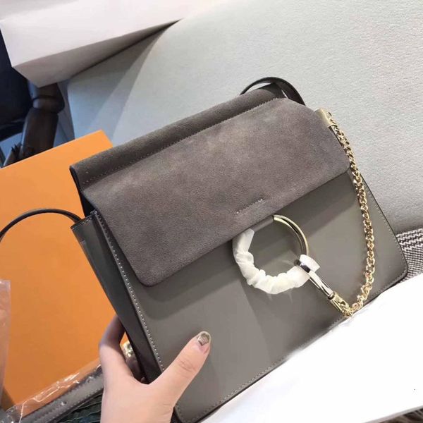 ng shoulder bags women real leather chain crossbody bag handbags circle purse female
ng shoulder bags women real leather chain crossbody bag handbags circle purse female