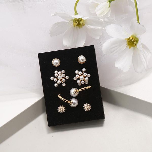 stud 2021 arrival simulated-pearl classic round women earrings korean fireworks style female jewelry, Golden;silver
stud 2021 arrival simulated-pearl classic round women earrings korean fireworks style female jewelry, Golden;silver