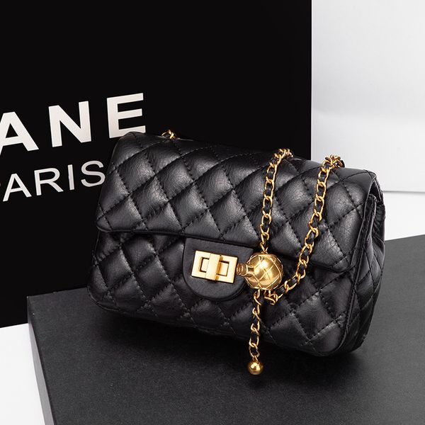 bag women's 2021 messenger korean fashion one shoulder small square trend versatile lingge chain
bag women's 2021 messenger korean fashion one shoulder small square trend versatile lingge chain