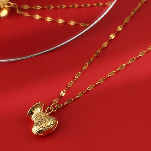 pendant necklaces gold lucky bag stainless steel necklace women's anti-fading clavicle chain 2021 wholesale, Silver
pendant necklaces gold lucky bag stainless steel necklace women's anti-fading clavicle chain 2021 wholesale, Silver