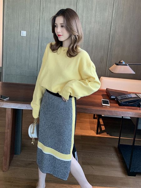 two piece dress winter women knitted sets loose pullover sweater & long pencil skirt suits ladies solid o-neck groove 2pcs se, White
two piece dress winter women knitted sets loose pullover sweater & long pencil skirt suits ladies solid o-neck groove 2pcs se, White