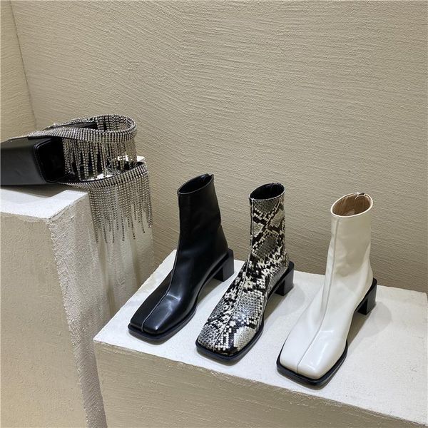 boots pointy boot boots-women shoes luxury designer snake print pointe 2021 ankle med high heel rock fashion rubber ladies autumn, Black
boots pointy boot boots-women shoes luxury designer snake print pointe 2021 ankle med high heel rock fashion rubber ladies autumn, Black