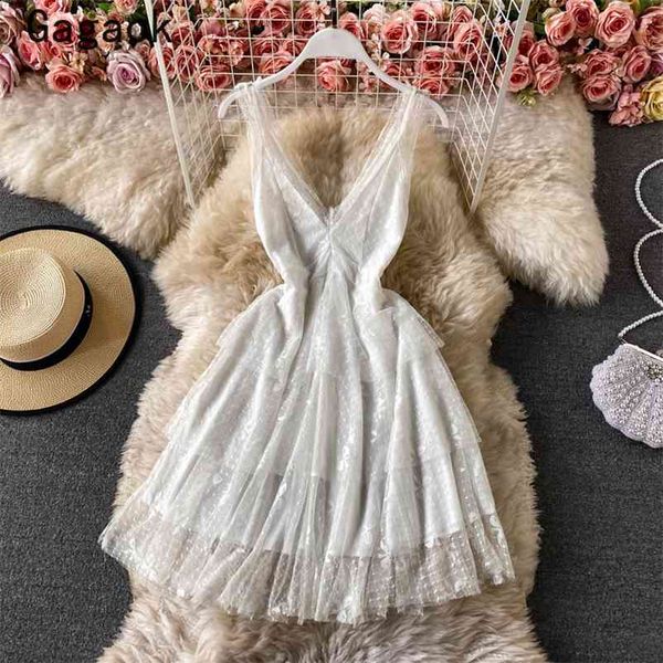 dresses women summer v-neck spaghetti strap lace club mini party dress slim korean fashion wild vestidos 210531, Black;gray
dresses women summer v-neck spaghetti strap lace club mini party dress slim korean fashion wild vestidos 210531, Black;gray