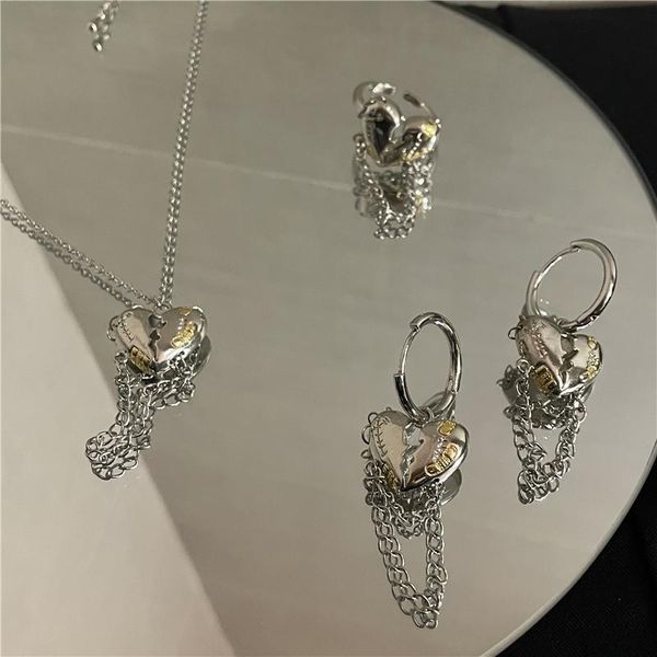earrings & necklace 2021 fashion hip hop silver color thin chain necklaces punk broken heart statement jewelry set for women gifts
earrings & necklace 2021 fashion hip hop silver color thin chain necklaces punk broken heart statement jewelry set for women gifts