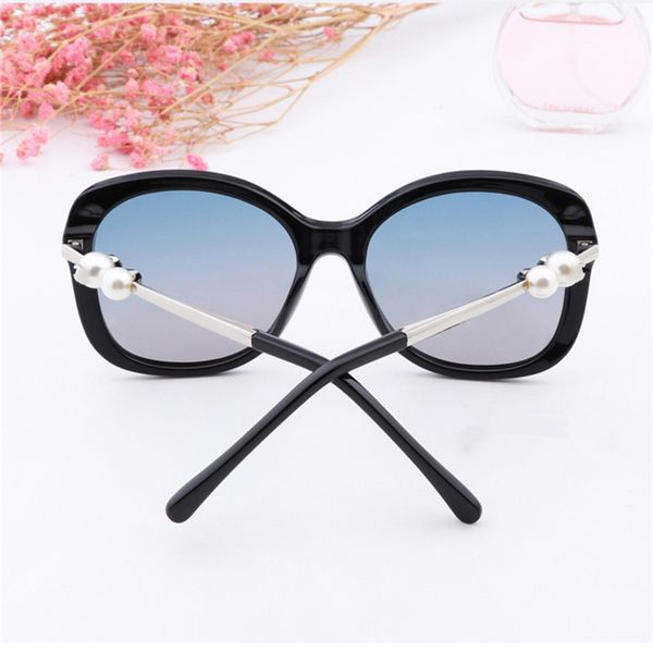 vintage pearl designer sunglasses brand polarized sun glasses metal frame women touring eyewear 5 color, White;black
vintage pearl designer sunglasses brand polarized sun glasses metal frame women touring eyewear 5 color, White;black
