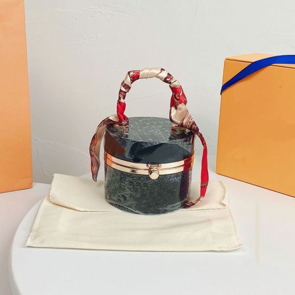 cosmetic case ladies round chain bag box package single shoulder messenger bag jewelry box candy wallet 
cosmetic case ladies round chain bag box package single shoulder messenger bag jewelry box candy wallet