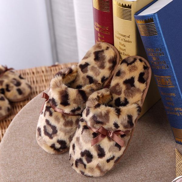 slippers women winter three kinds of leopard female fashion home with bowknot closed toe fur lined anti-slip soft, Black
slippers women winter three kinds of leopard female fashion home with bowknot closed toe fur lined anti-slip soft, Black