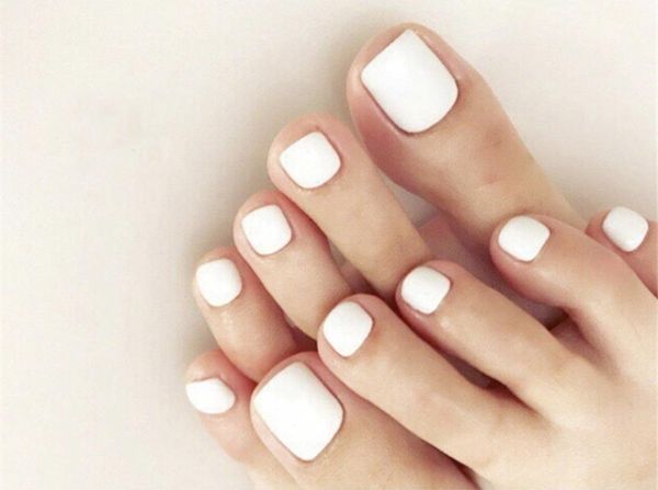 false nails j-128 white toenails wearing nail art patches, 24 fake, Red;gold 
false nails j-128 white toenails wearing nail art patches, 24 fake, Red;gold