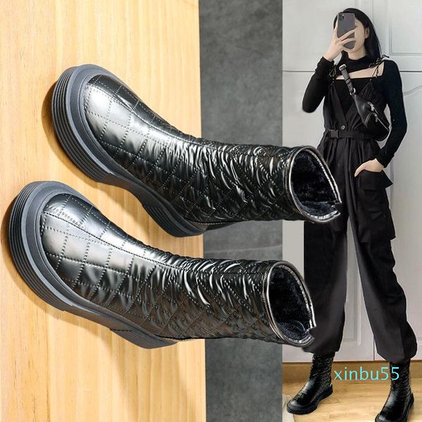 boots down cloth snow boots,women's shoes for winter,waterproof,thick sole,short boot,round toe,back zip,female footware,black,silver 
boots down cloth snow boots,women's shoes for winter,waterproof,thick sole,short boot,round toe,back zip,female footware,black,silver