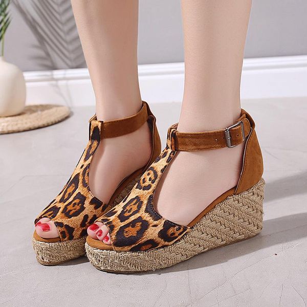 bomkinta wedges shoes for women sandals plus size high heels summer leopard slides chaussures femme platform 2021, Black
bomkinta wedges shoes for women sandals plus size high heels summer leopard slides chaussures femme platform 2021, Black