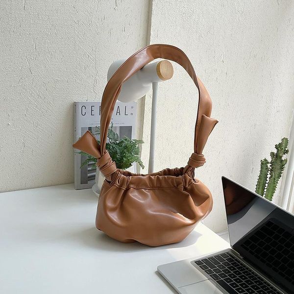 evening bags female bag fashion niche design messenger trend solid color single shoulder soft pu fold cloud high quaity
evening bags female bag fashion niche design messenger trend solid color single shoulder soft pu fold cloud high quaity