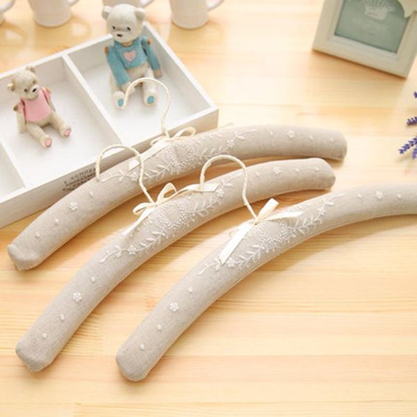 hangers & racks 41cm 5 pcs/lot european style sponge padded cloth hanger sunflower embroidery covered clothing garment store
hangers & racks 41cm 5 pcs/lot european style sponge padded cloth hanger sunflower embroidery covered clothing garment store