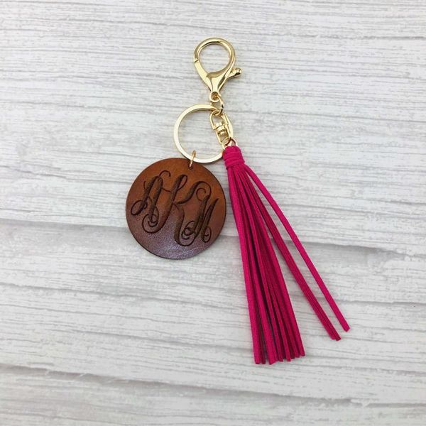 party favor 30pcs/lot product wood keychain monogrammed disc vintage style leather tassel
party favor 30pcs/lot product wood keychain monogrammed disc vintage style leather tassel