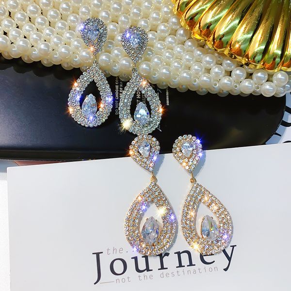 water drop earrings full diamond alloy diamond 925 silver needle earrings 2021 creative new designer dongdamen earrings
water drop earrings full diamond alloy diamond 925 silver needle earrings 2021 creative new designer dongdamen earrings