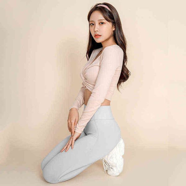 women's t-shirt long sleeve yoga 2022 korean version leisure slim fit exposed navel comfortable vt high waist leg tie pants yoga suit t, White 
women's t-shirt long sleeve yoga 2022 korean version leisure slim fit exposed navel comfortable vt high waist leg tie pants yoga suit t, White