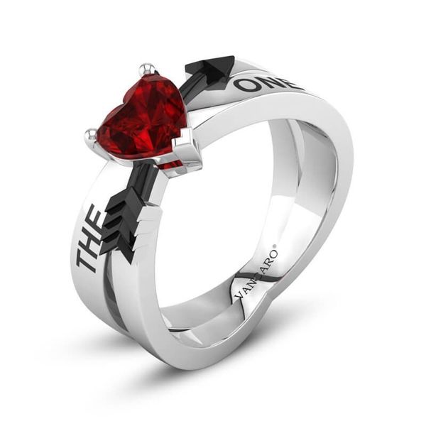 style ring, personality and creativity, one through the heart, diamond inlaid women's fashion ring jewelry, Silver
style ring, personality and creativity, one through the heart, diamond inlaid women's fashion ring jewelry, Silver