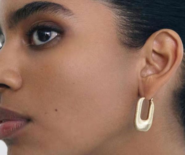 summer titaium steel extravagant jewelry stud earrings square woman men elegant earring, Golden;silver
summer titaium steel extravagant jewelry stud earrings square woman men elegant earring, Golden;silver