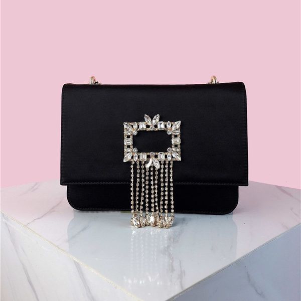 evening bags silk inlaid diamond fashion versatile chain dinner women's style square buckle single shoulder messenger hand fashion
evening bags silk inlaid diamond fashion versatile chain dinner women's style square buckle single shoulder messenger hand fashion
