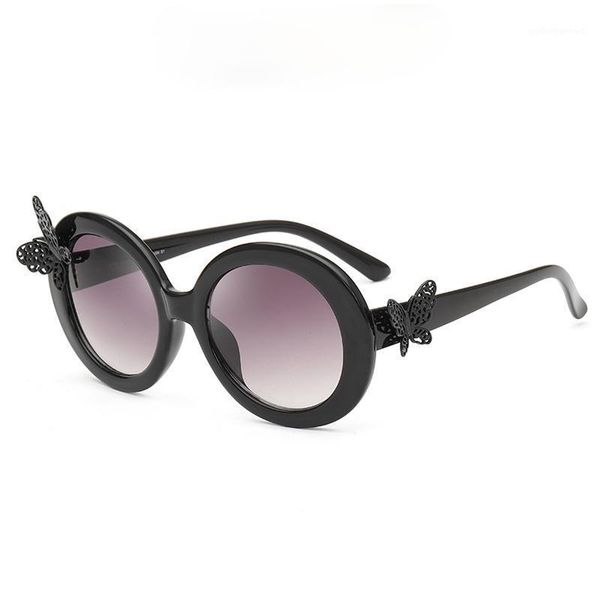 sunglasses women's 2021 retro round shape toad dazzling color bow lightweight nose pads reduce pressure strong frame, White;black
sunglasses women's 2021 retro round shape toad dazzling color bow lightweight nose pads reduce pressure strong frame, White;black