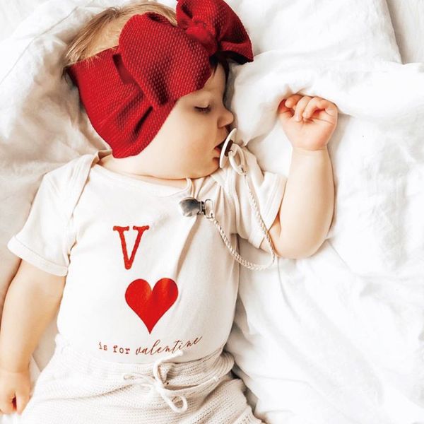 ins baby clothes harbin nordic girl pure cotton short sleeve triangular climbing boy love onepiece, White
ins baby clothes harbin nordic girl pure cotton short sleeve triangular climbing boy love onepiece, White