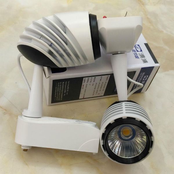tracked and mounted led track light 10w cob rail light95-100lm/w spotlight equal50w halogen lamp shoes clothes store shop lights
tracked and mounted led track light 10w cob rail light95-100lm/w spotlight equal50w halogen lamp shoes clothes store shop lights