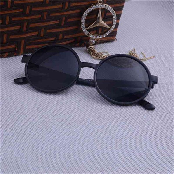 vintage round lens sunglasses men women classic gafas oculos retro coating sun glasses round free, White;black
vintage round lens sunglasses men women classic gafas oculos retro coating sun glasses round free, White;black