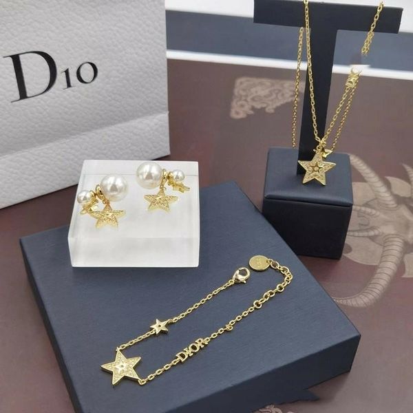 75%off outlet new fashion five pointed star pearl earrings female family versatile letter necklace bracelet, Silver
75%off outlet new fashion five pointed star pearl earrings female family versatile letter necklace bracelet, Silver
