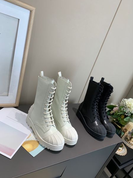women shoes autumn new genuine leather martin boots round toe lace-up platform short woman punk botas de mujer size 34-41, Black
women shoes autumn new genuine leather martin boots round toe lace-up platform short woman punk botas de mujer size 34-41, Black