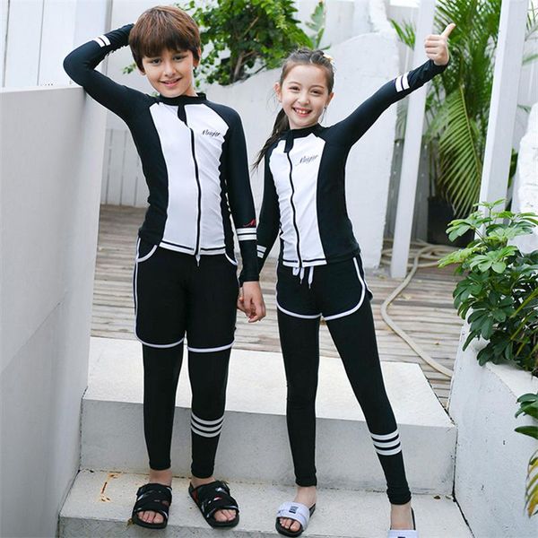 one-piece suits 2021 meiyier design korean swimsuits for teenagers boys/girls front zipper shirt+shorts+leggings upf 50+ kids swimwear 135-1
one-piece suits 2021 meiyier design korean swimsuits for teenagers boys/girls front zipper shirt+shorts+leggings upf 50+ kids swimwear 135-1