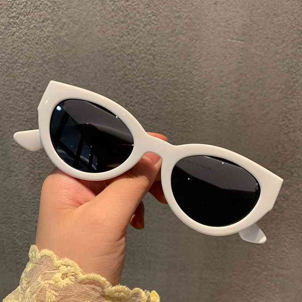 2021 summer ms 2021 women sunglasses cat eye uv400 brand designer gradient sun glasses female oculos a520, White;black
2021 summer ms 2021 women sunglasses cat eye uv400 brand designer gradient sun glasses female oculos a520, White;black