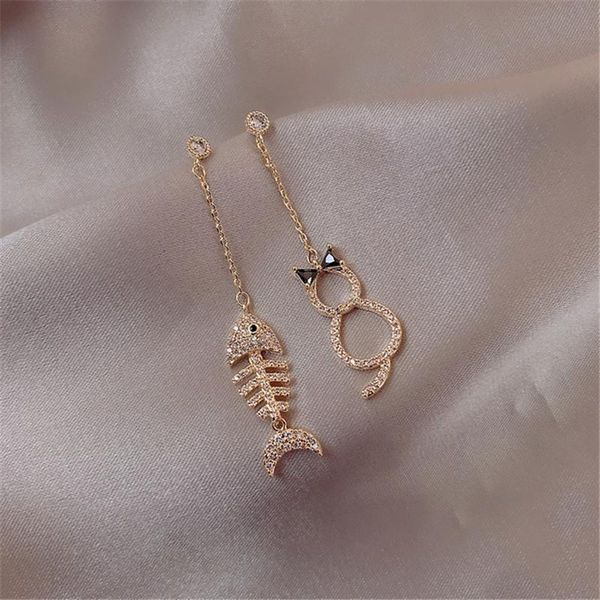 cute asymmetric cat fish earrings enamel kawaii kitten fishbone stud for women fashion face jewelry gifts, Golden;silver 
cute asymmetric cat fish earrings enamel kawaii kitten fishbone stud for women fashion face jewelry gifts, Golden;silver