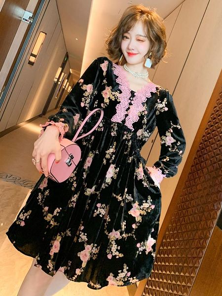 women's tracksuits water-soluble hollow lace printed velvet waist slimming dress 2021 autumn, Gray
women's tracksuits water-soluble hollow lace printed velvet waist slimming dress 2021 autumn, Gray