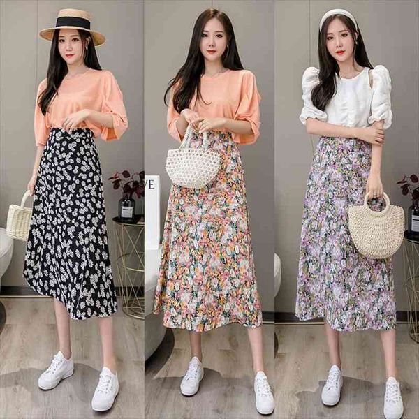 floral chiffon spring summer vintage women skirt midi long korean flower elastic high waist lady elegant skirts, Black
floral chiffon spring summer vintage women skirt midi long korean flower elastic high waist lady elegant skirts, Black