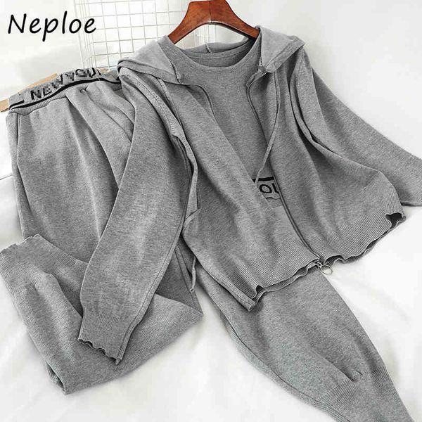 neploe 3 piece set women hooded collar zipper long sleeve coats + letter sling vest + elasticity harem pants knitting suits 210423, White
neploe 3 piece set women hooded collar zipper long sleeve coats + letter sling vest + elasticity harem pants knitting suits 210423, White