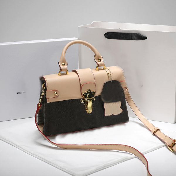 designer brand ladies handbags bag new high-end texture portable messenger trend
designer brand ladies handbags bag new high-end texture portable messenger trend