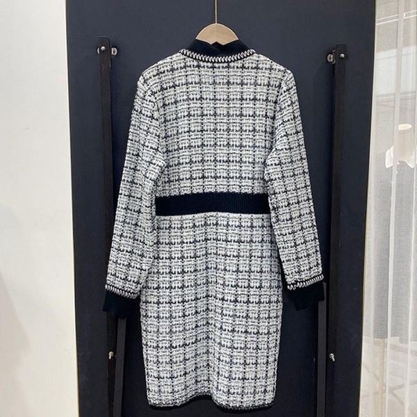 women's jackets knitted women long jacket autumn winter sleeve slim fit tweed coat v neck single breasted female plaid cardigan, Black;brown
women's jackets knitted women long jacket autumn winter sleeve slim fit tweed coat v neck single breasted female plaid cardigan, Black;brown