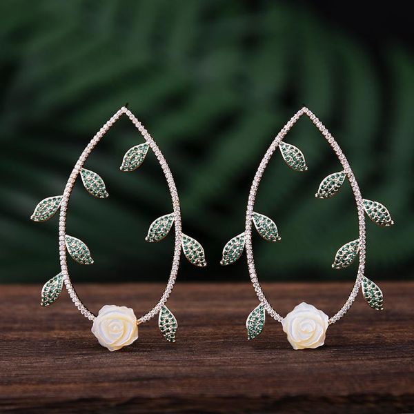 dangle & chandelier fashion dubai earrings oval flower leaf pierced cubic zirconia jewelry aretes de mujer modernos 2021, Silver
dangle & chandelier fashion dubai earrings oval flower leaf pierced cubic zirconia jewelry aretes de mujer modernos 2021, Silver