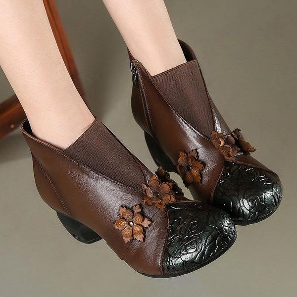 boots beauty winter 2021 elastic flower cotton printed thick sole single round heel, Black
boots beauty winter 2021 elastic flower cotton printed thick sole single round heel, Black