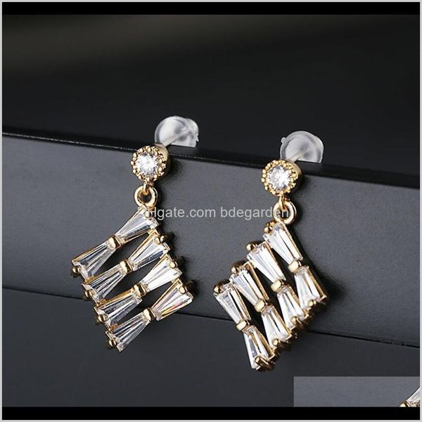 drop delivery 2021 jewelry s925 sterlig sier needle for women rhombus square charm stud earrings fashion of qh8i6, Golden;silver
drop delivery 2021 jewelry s925 sterlig sier needle for women rhombus square charm stud earrings fashion of qh8i6, Golden;silver