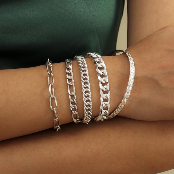 charm bracelets temperament hollow out chain tassel bracelet set hand ornaments female simple heart embossed metal, Golden;silver
charm bracelets temperament hollow out chain tassel bracelet set hand ornaments female simple heart embossed metal, Golden;silver