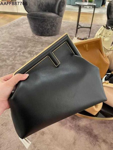 designer bag fend women luxurys first series metal wrapped dinner handbag single shoulder messenger bagpiaj cz
designer bag fend women luxurys first series metal wrapped dinner handbag single shoulder messenger bagpiaj cz
