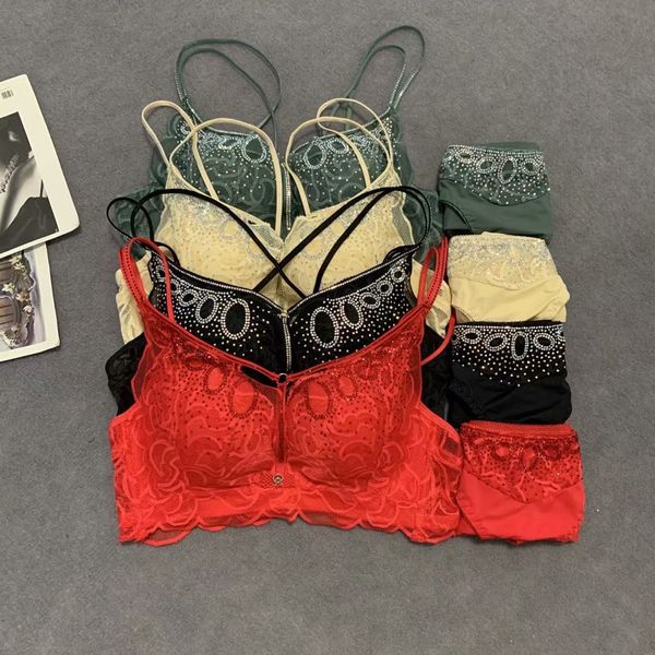 new style underwear womens wireless bra thickened lace push up small breasts push up accessory breast push up adjusting bra, Red;black
new style underwear womens wireless bra thickened lace push up small breasts push up accessory breast push up adjusting bra, Red;black