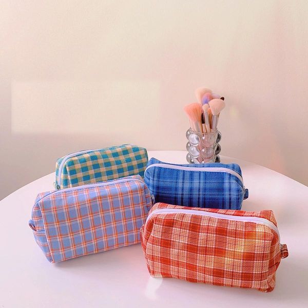 retro grid cosmetics bag women makeup bag cloth toiletries organizer ladies beauty neceser case sweet make up brush pen pouch, Blue;pink
retro grid cosmetics bag women makeup bag cloth toiletries organizer ladies beauty neceser case sweet make up brush pen pouch, Blue;pink