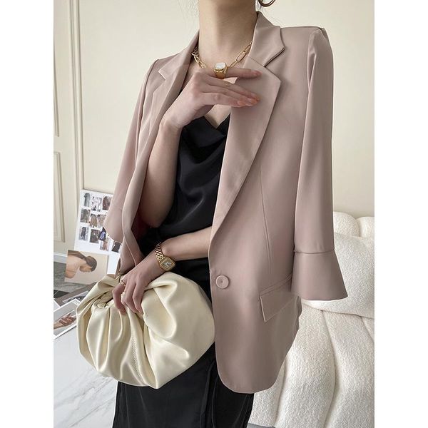 women's suits & blazers vintage design sense horseshoe sleeve office lady suit jacket 2021 temperament korean version casual women top, White;black
women's suits & blazers vintage design sense horseshoe sleeve office lady suit jacket 2021 temperament korean version casual women top, White;black