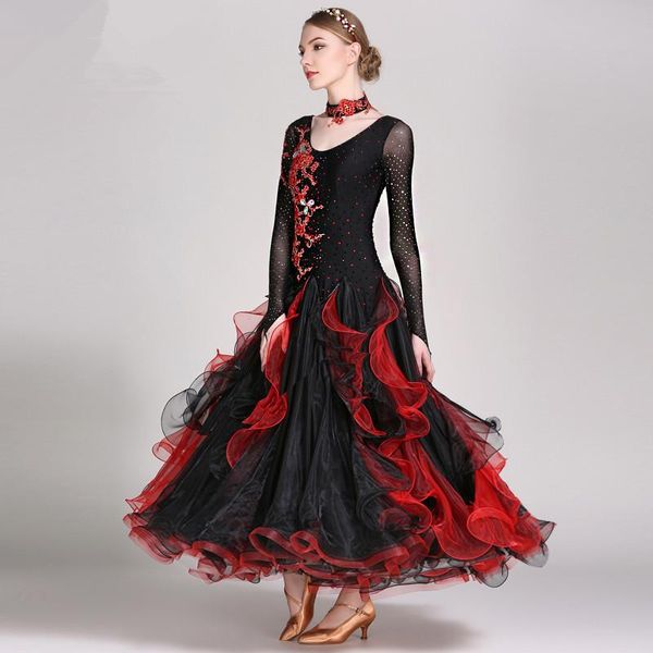 exquisite rhinestone women standard ballroom long dress,high-end waltz/tango/social dance stage competition/performance costume wear, Black;red
exquisite rhinestone women standard ballroom long dress,high-end waltz/tango/social dance stage competition/performance costume wear, Black;red