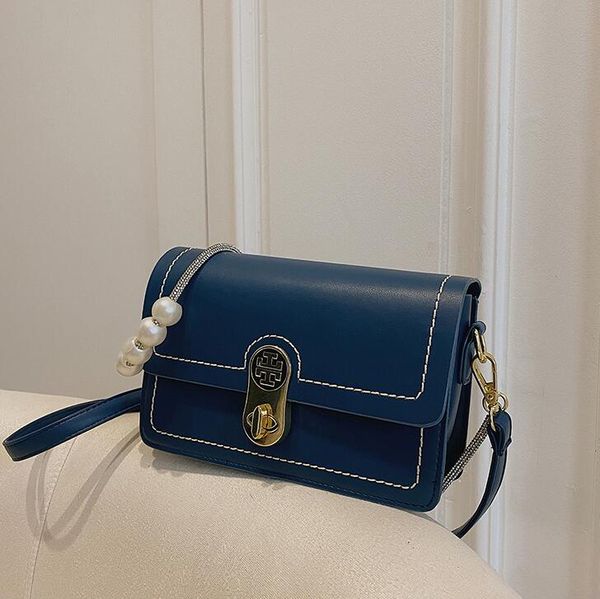 factory outlet womens shoulder bags simple clamshell leather chain bag sweet small fresh solid color shaped women handbag elegant atmosphere, Black;red
factory outlet womens shoulder bags simple clamshell leather chain bag sweet small fresh solid color shaped women handbag elegant atmosphere, Black;red