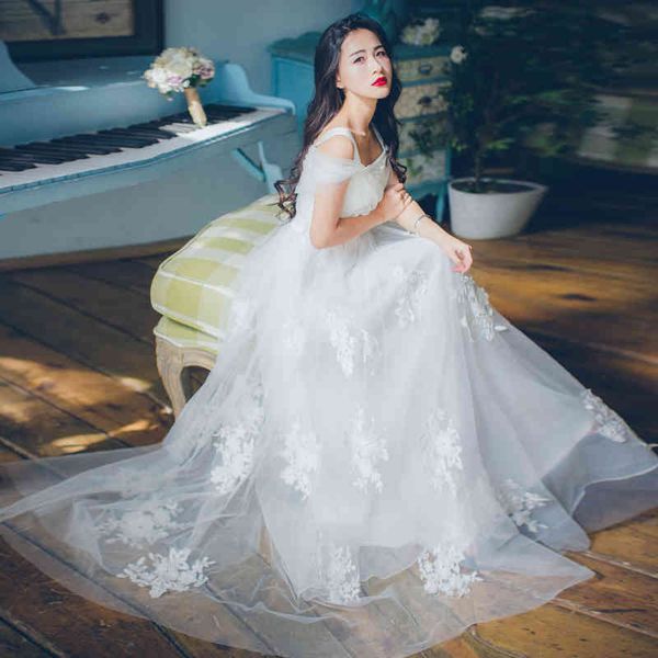 dress 2021 summer long women's embroidered white lace party at night maxi vintage lady off the shoulder ed beach, Black;gray
dress 2021 summer long women's embroidered white lace party at night maxi vintage lady off the shoulder ed beach, Black;gray